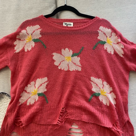 Show Me Your Mumu pink flower sweater, size xs - Picture 4 of 4